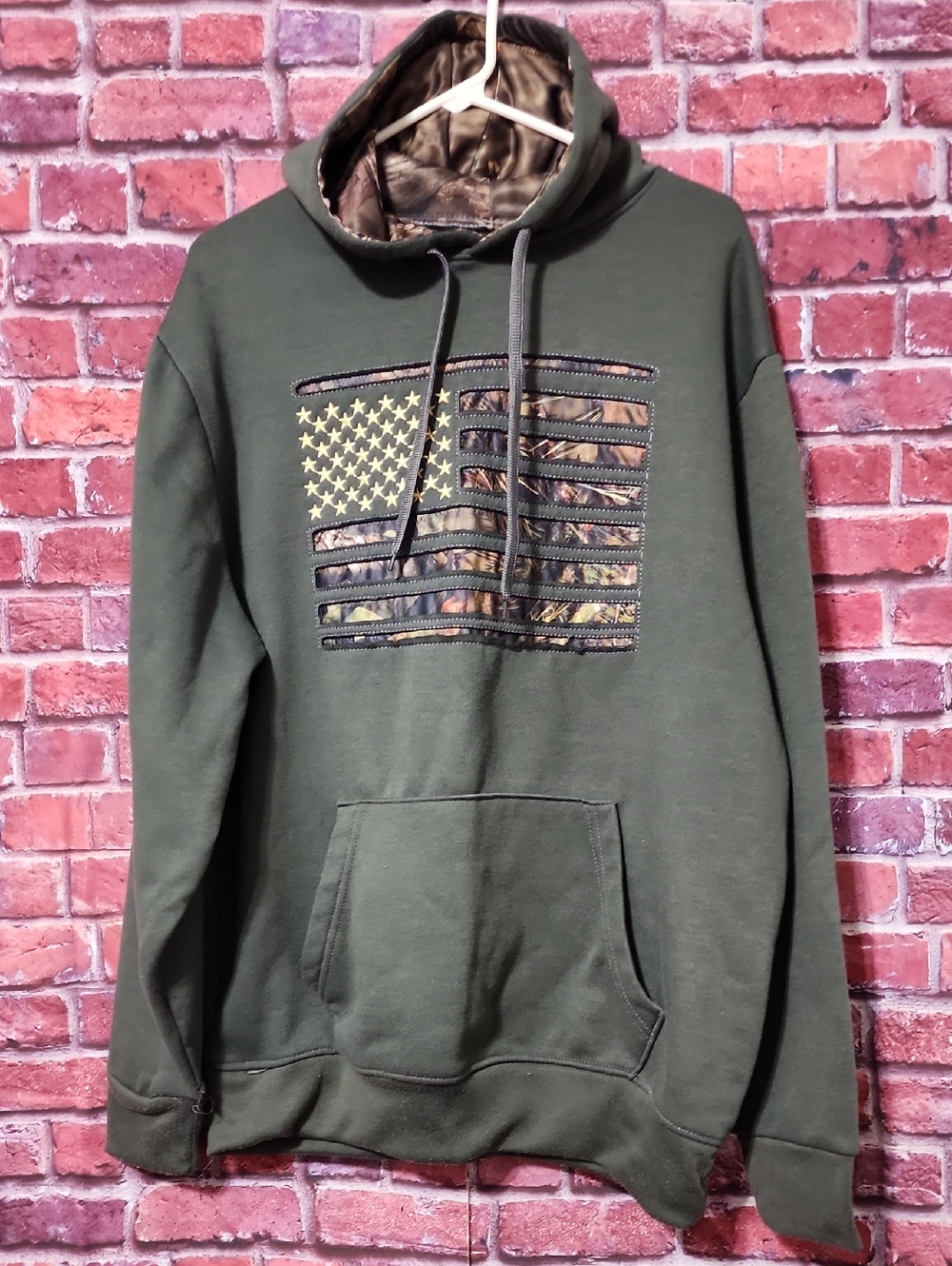 Men's Mossy Oak Olive Green Hoodie Sweatshirt with Camo American Flag